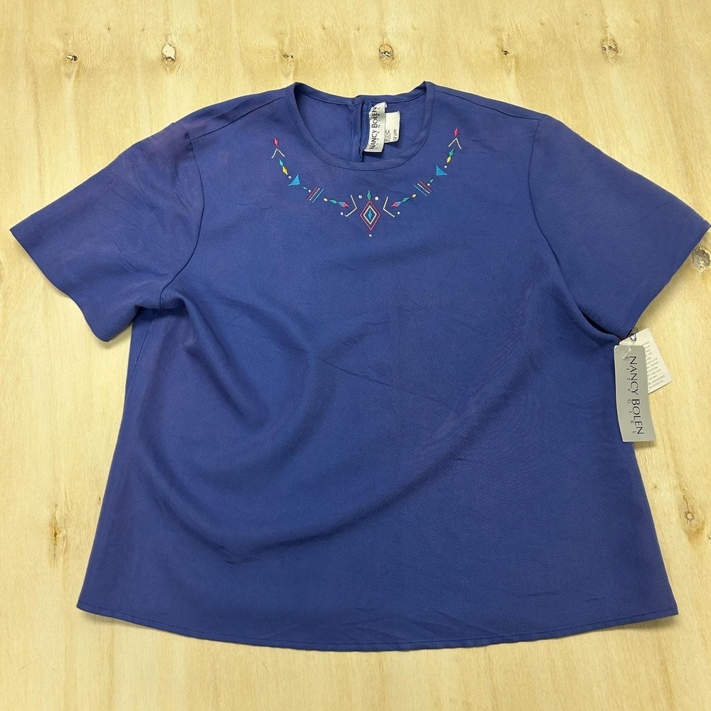 Vintage Nancy Bolen Shirt Womens 12 Blue Embroidered Crew Neck Short Sleeve Tee